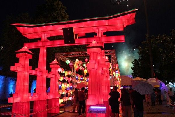 Festival international des lanternes Chiang Mai 2013